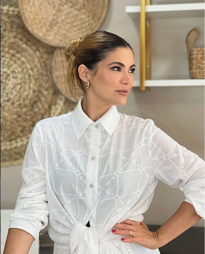 Dra. Erika Almeida